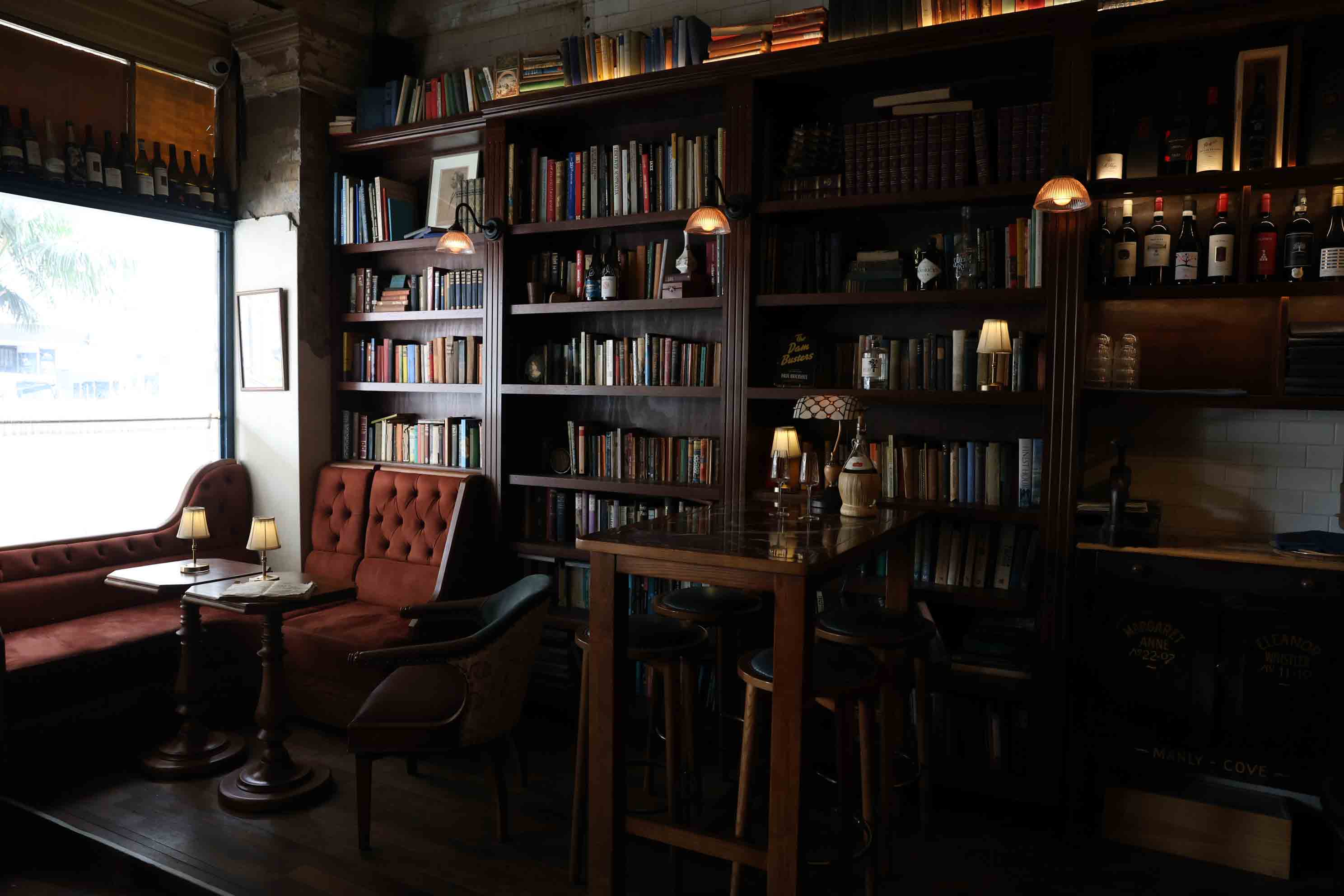 Henry G's Wine Parlour